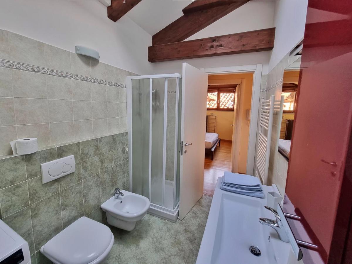 Saluzzo Historic Center Apartment Екстер'єр фото